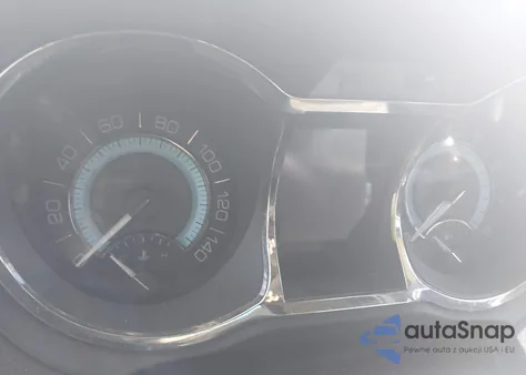 2010 Buick Lacrosse Cxs z USA, uszkodzony, nr VIN 1G4GE5EV0AF219049